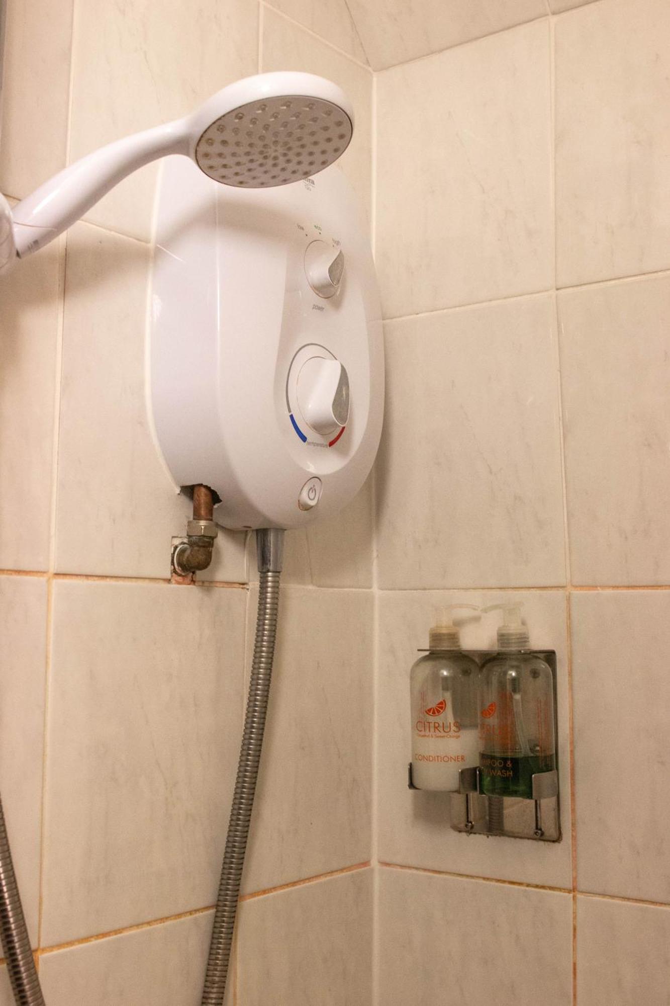 Chalk Farm Ldc Hotel Истборн Екстериор снимка