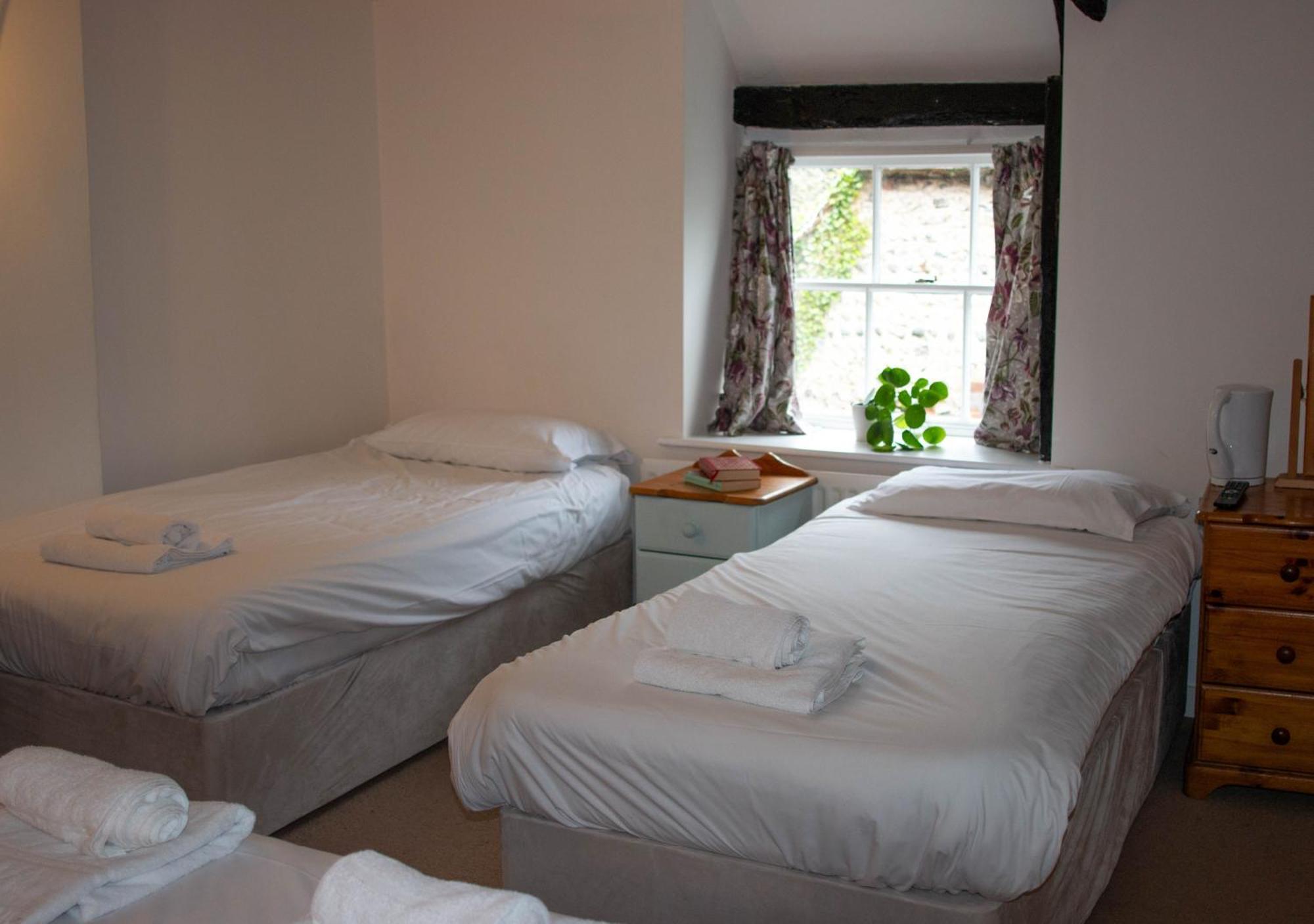 Chalk Farm Ldc Hotel Истборн Екстериор снимка