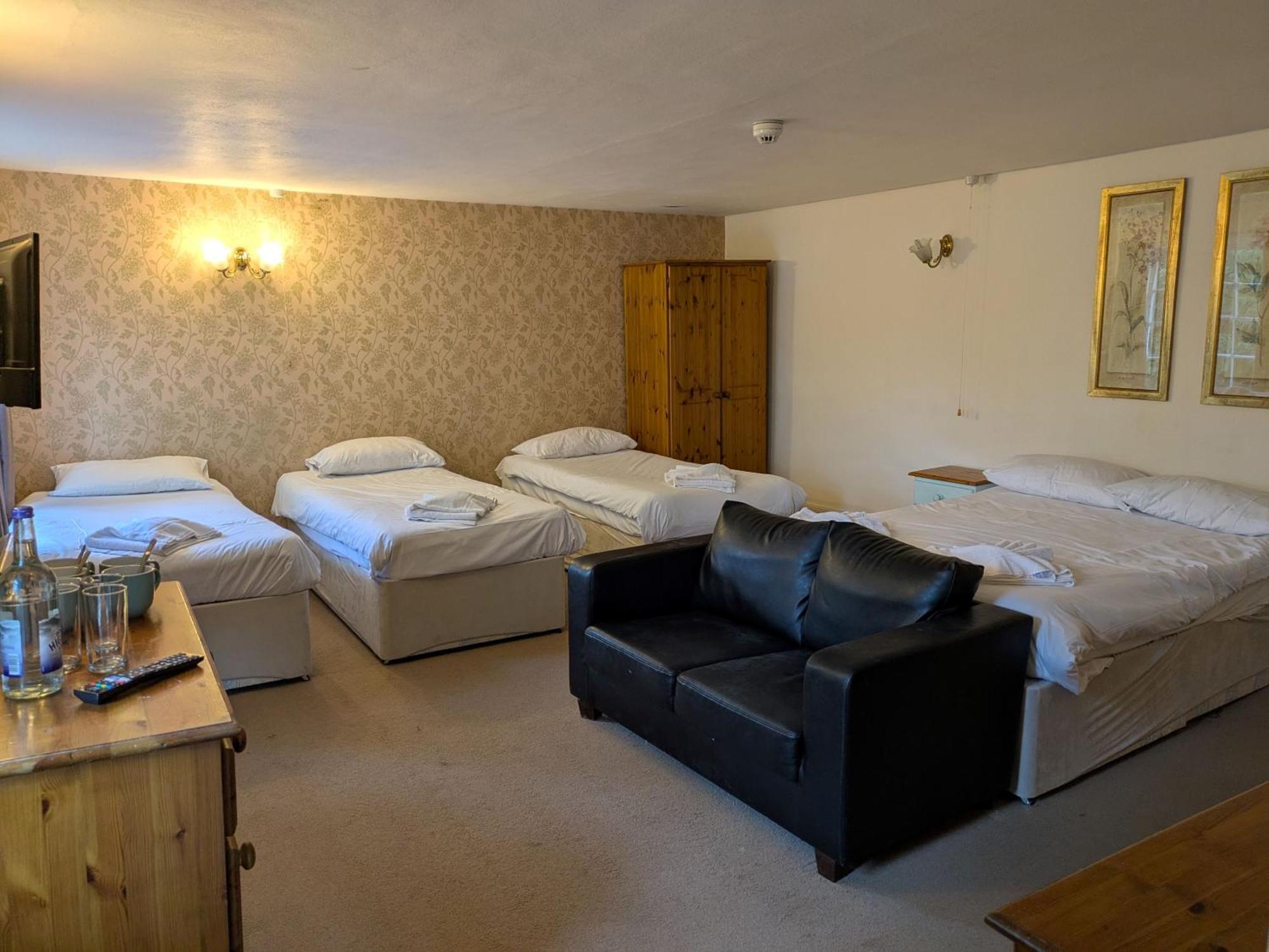 Chalk Farm Ldc Hotel Истборн Екстериор снимка